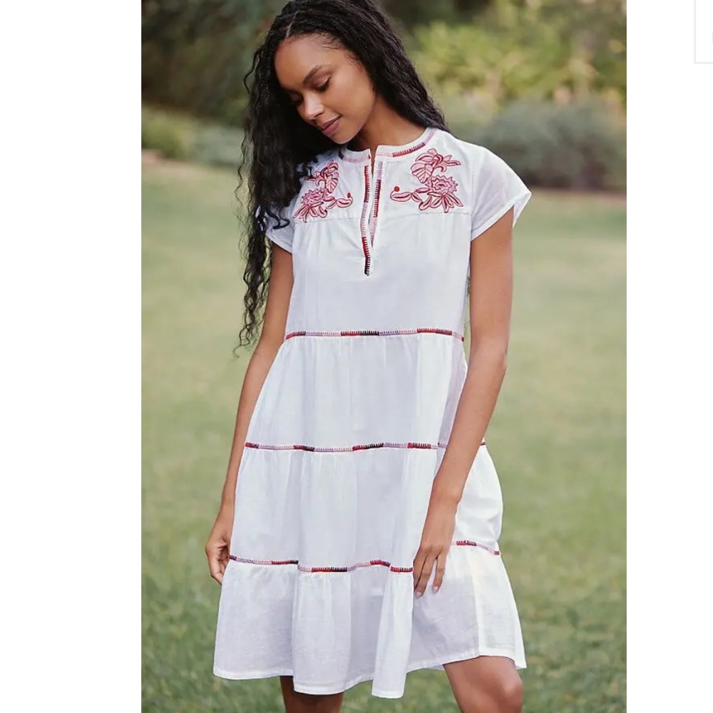 Ro's Garden Isabel Short-Sleeve Tiered Mini Dress